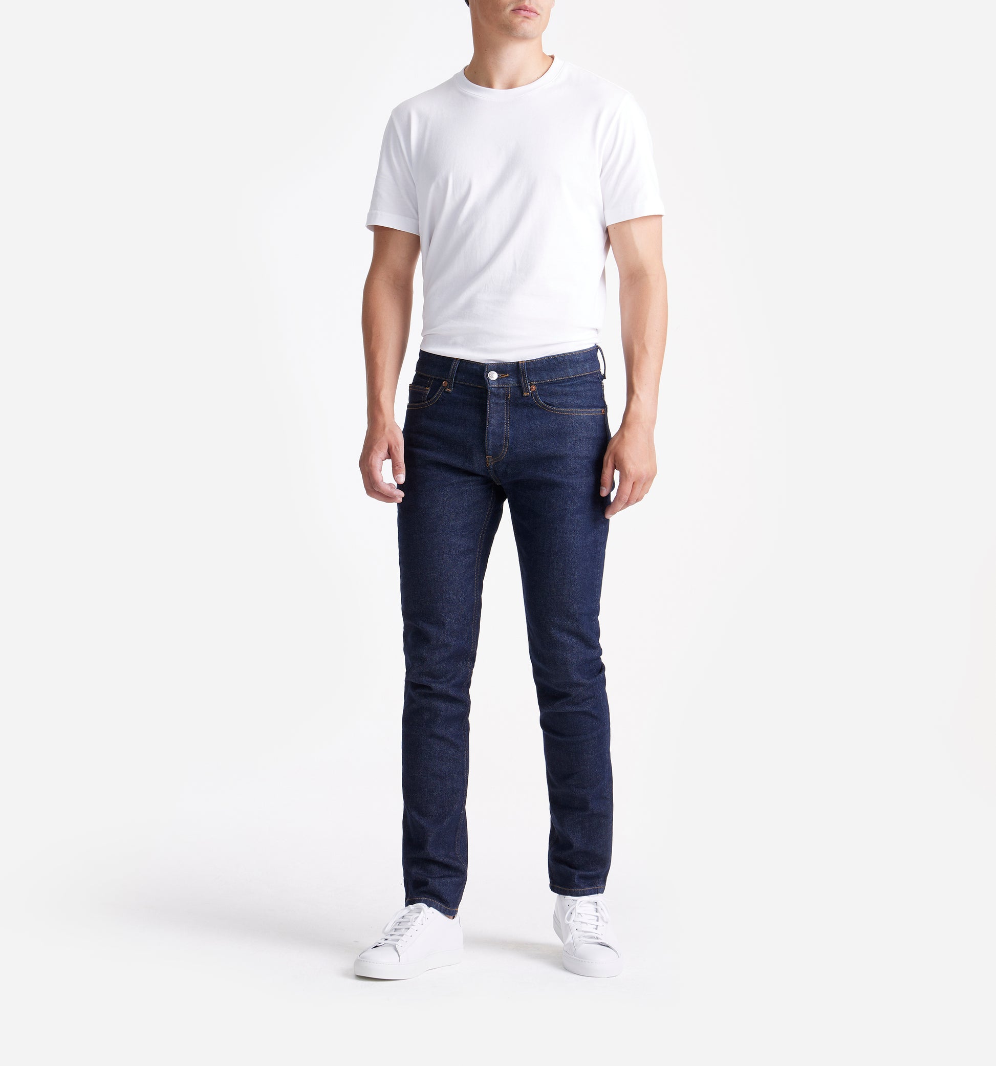 The Jason - Cotton-Stretch Dark Blue Jeans | Navy | King Essentials | Model