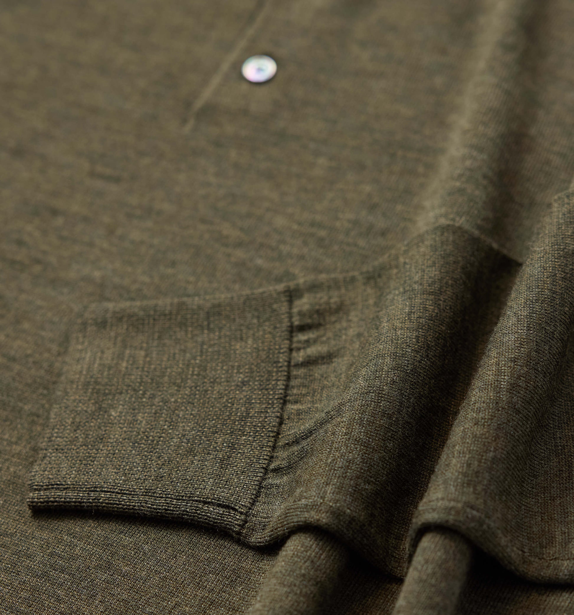 The Robert - Merino Wool Polo In Army From King Essentials