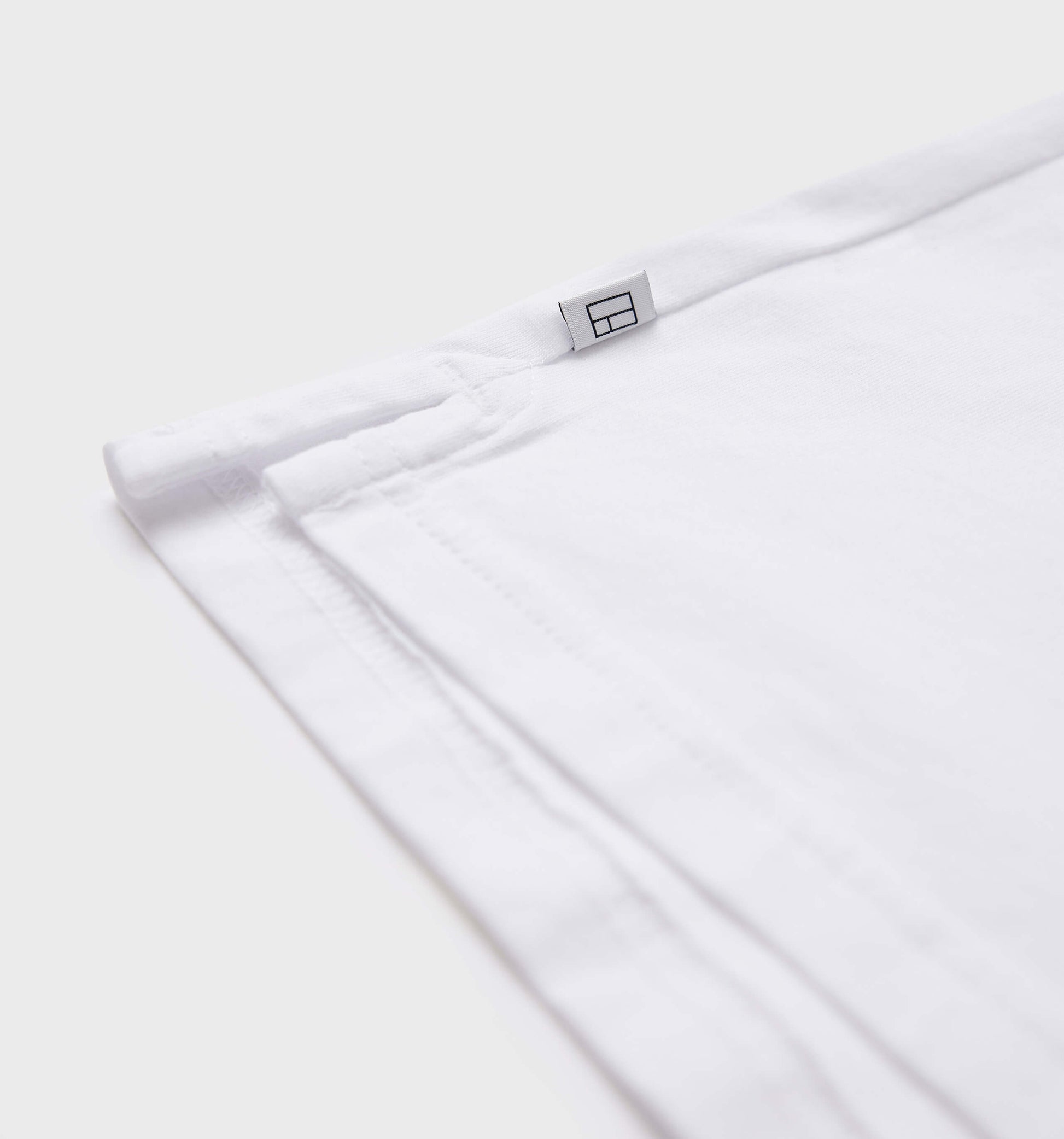 The James - Jersey Cotton Polo In White From King Essentials