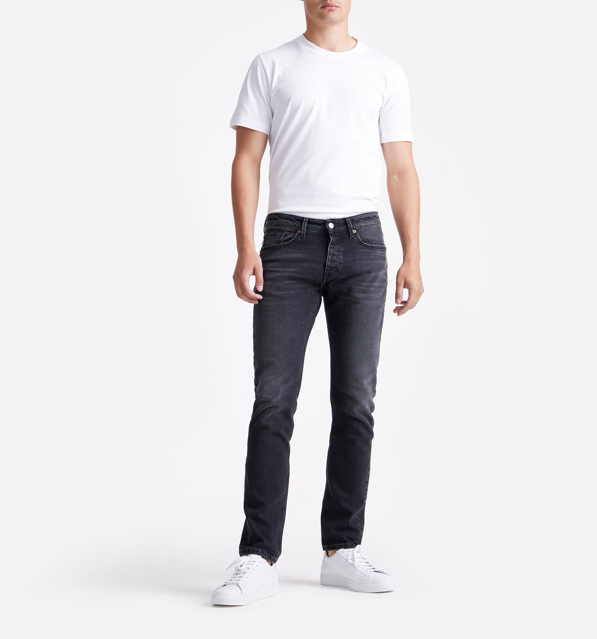 The Jason - Cotton-Stretch Black Wash Jeans | Black | King Essentials | Model